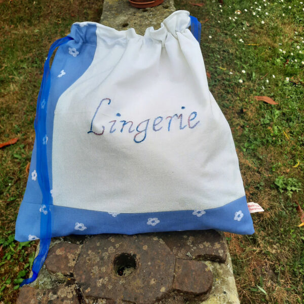 Pochon lingerie, bleu